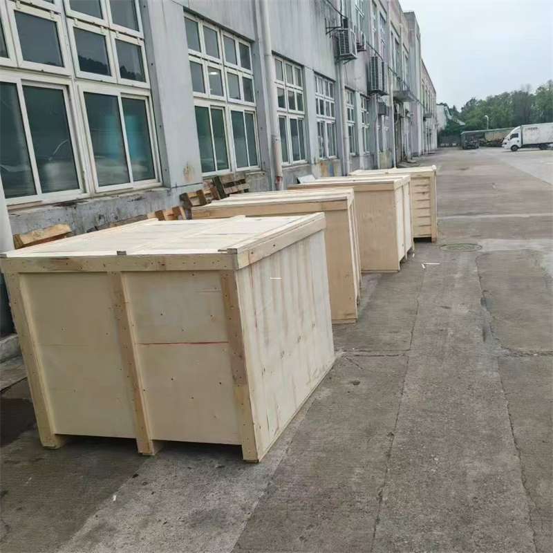 凤翔区尼勒克县：物流专线的高效货运之旅