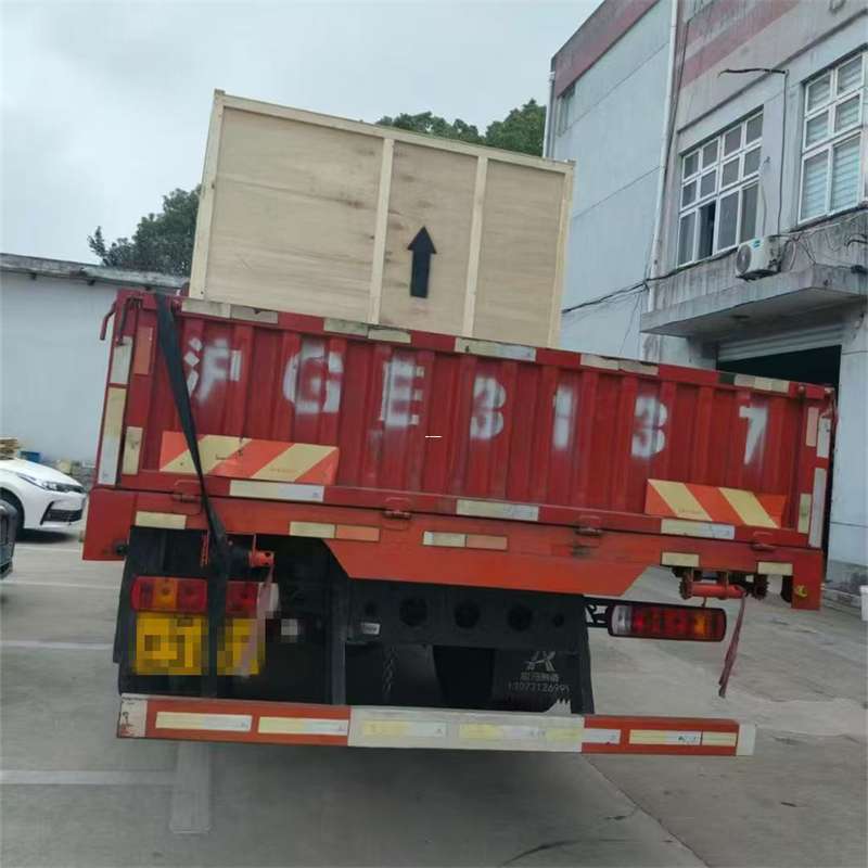 凤翔区米林县：物流专线的高效货运之旅